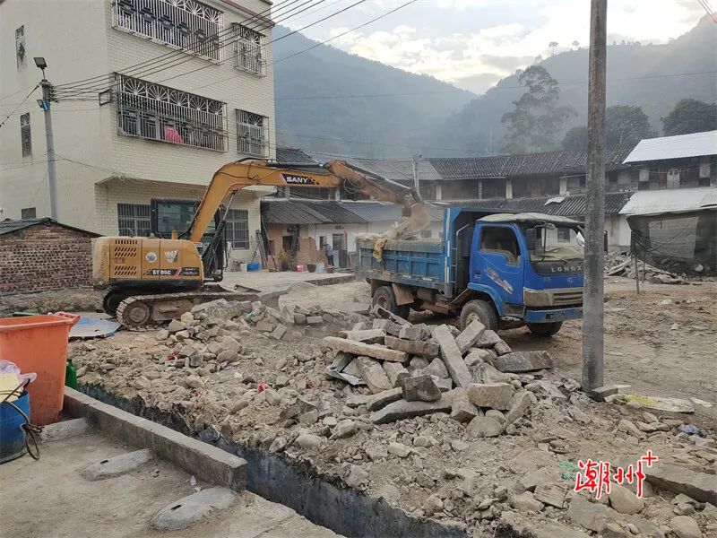 去海南旅游多少钱一个人（去海南旅游多少钱一个人合适）